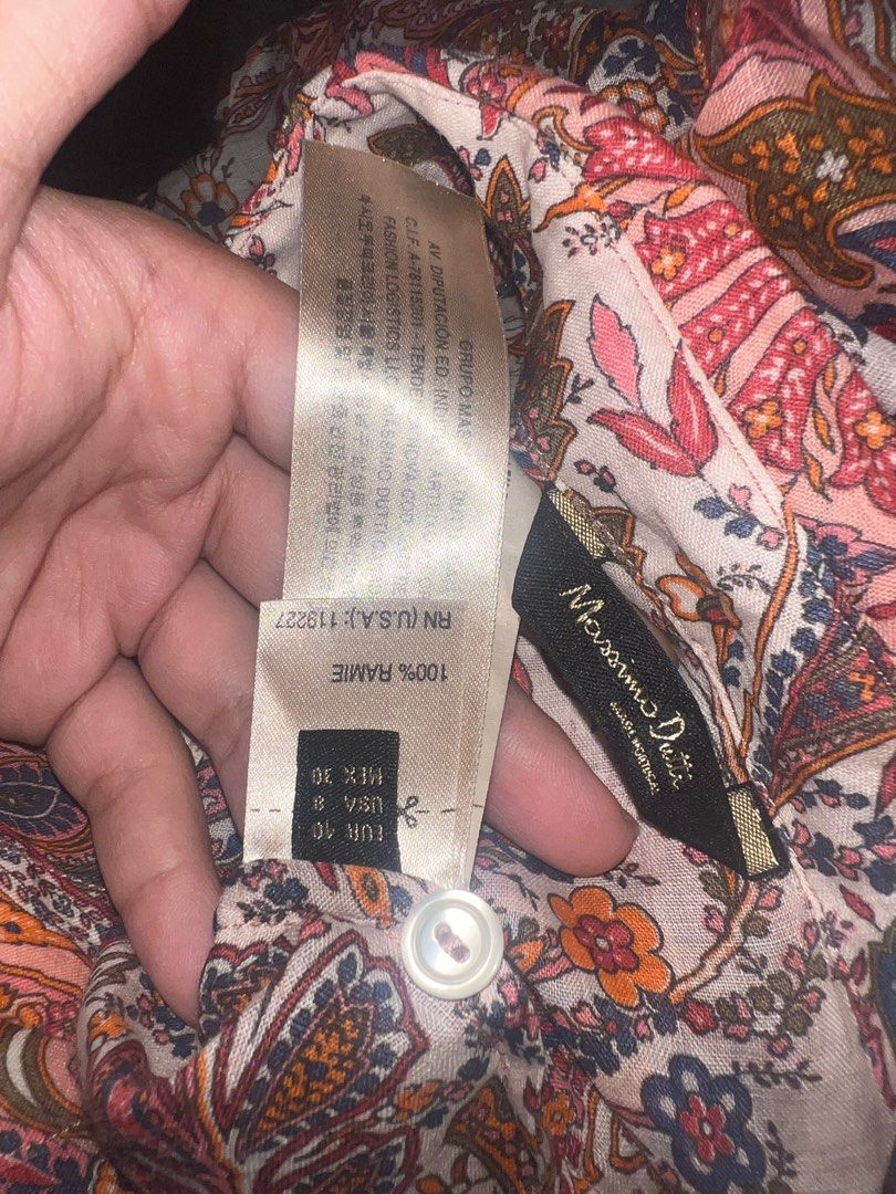 Massimo Dutti Longsleeves (Category: Longsleeves) located in Manila. Submitted by sheererna (Listing ID 1380911269, Image 3). Description: Once Used .