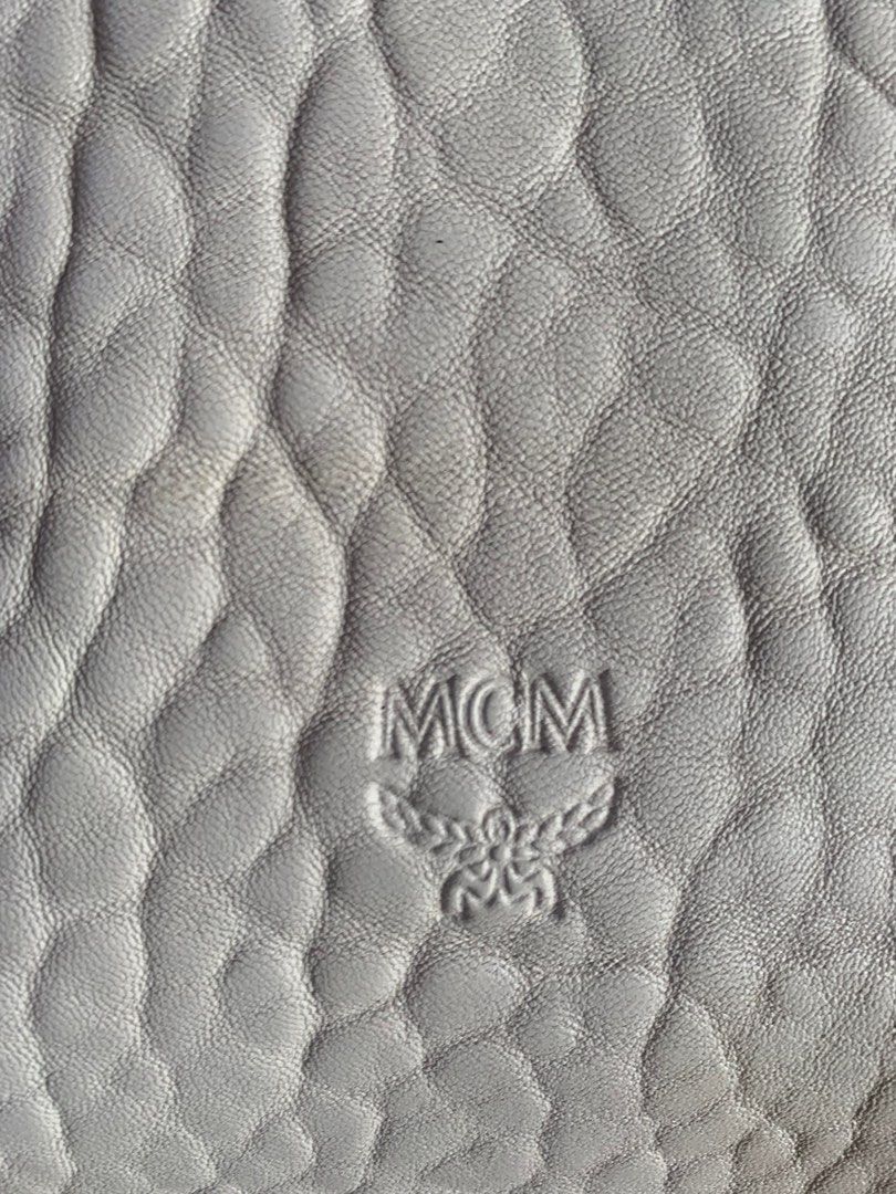 MCM Hand/Sling Bag (Category: Cross-body Bags) located in Batangas. Submitted by roams (Listing ID 1381020418, Image 2). Description: In good conditions Very nice ang loob With signs of use outside With sling Just pm😊 .