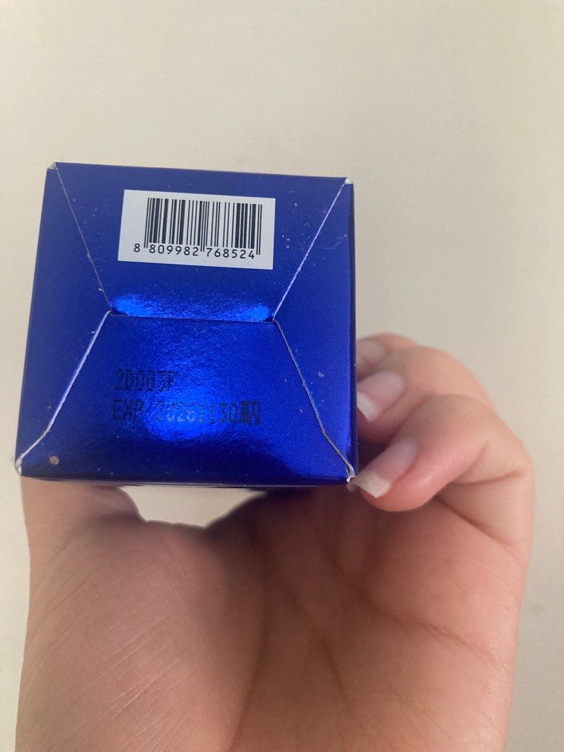 由 zx8301209 (刊登 ID 1380957946，圖片 3) 提交，位於 高雄市 (Kaohsiung) 的 medicube ZERO緊緻毛孔安瓶 (類別：護膚、清潔產品)，說明：用了之後發現忍受不了刺激感。