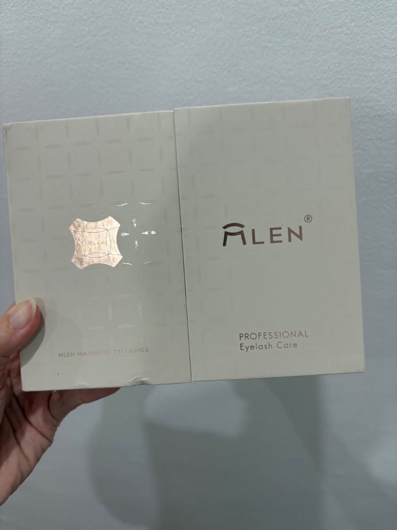 Mlen Magnetic Lashes (Category: Makeup) located in Quezon City. Submitted by icecreammonster (Listing ID 1381006648, Image 1). Description: Brand new, never used Mlen magnetic lashes.