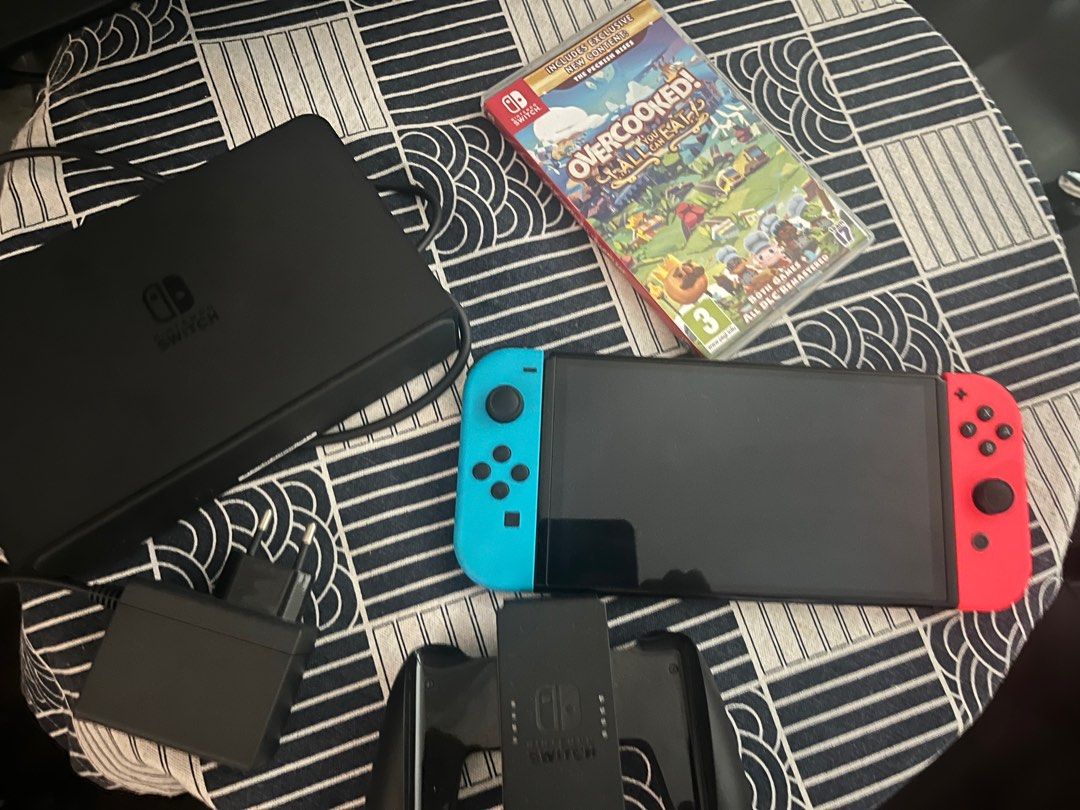 Nintendo Switch Console with Overcooked! All You Can Eat63108479718274114