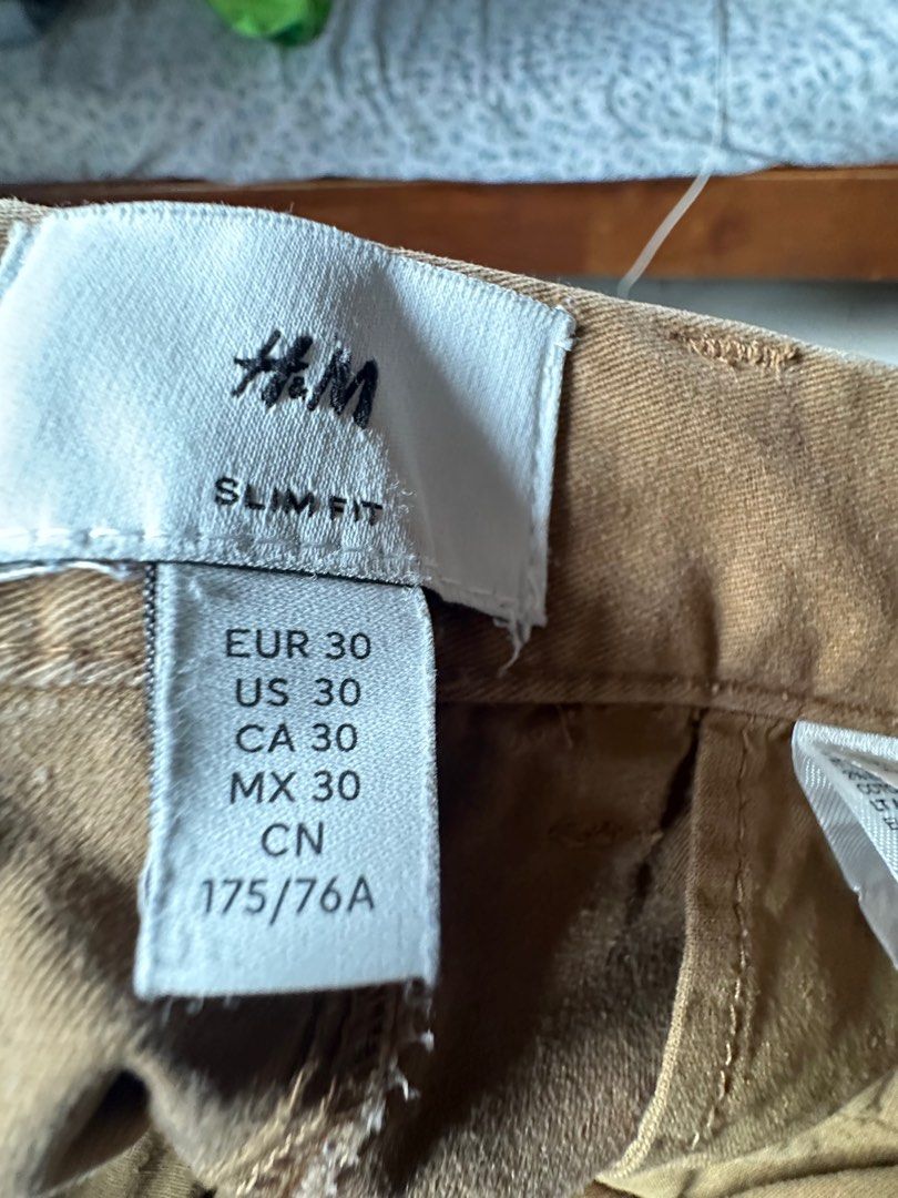 Original H&M Chino Pants (Category: Chinos) located in Manila. Submitted by reyesconrad041491 (Listing ID 1380949052, Image 2). Description: Original H&M Slim Fit Pants EUR 30 Us 30 CA 30 MX 30 .