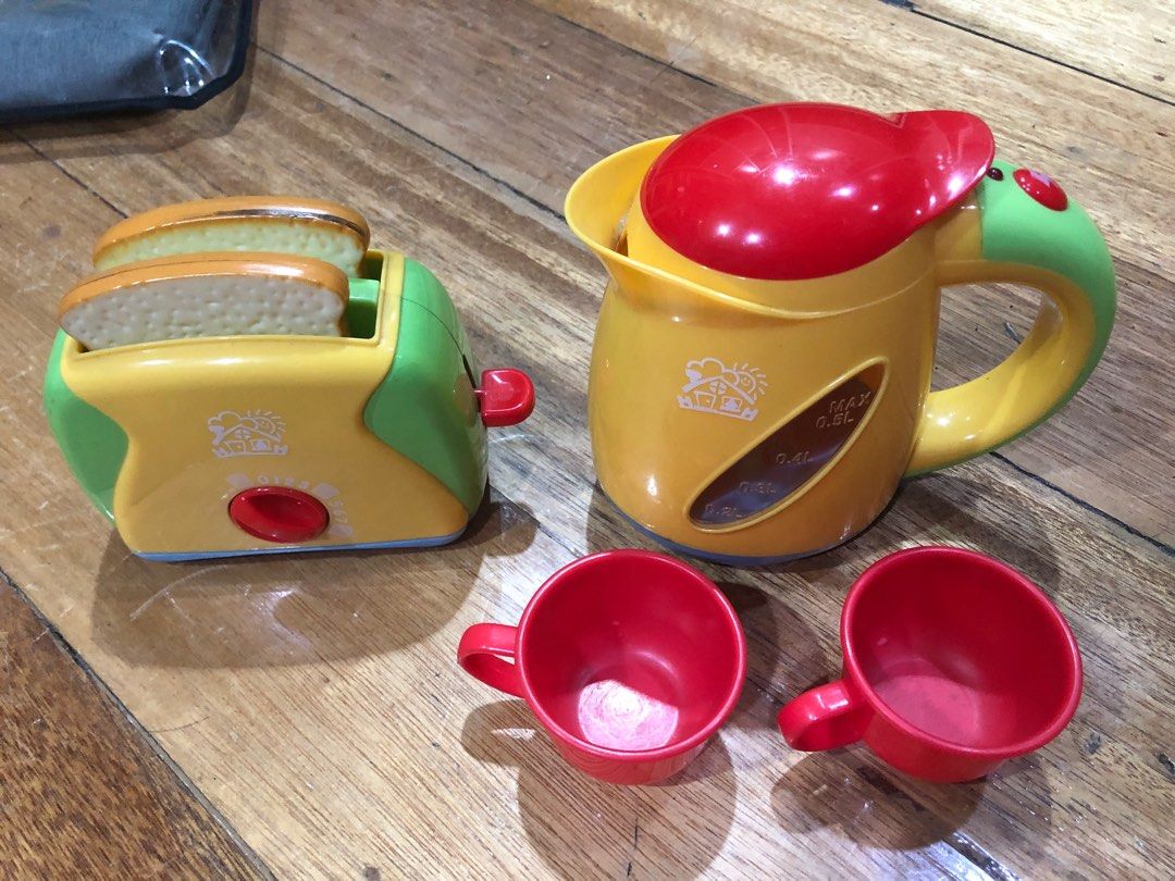Oven toaster and electric kettle playset (Category: Ovens & Toasters) located in San Juan City. Submitted by ukiyo.market (Listing ID 1380935945, Image 1). Description: Oven toaster and electric kettle playset@499 San Juan RFS: decluttering GCASH/BPI/BDO.