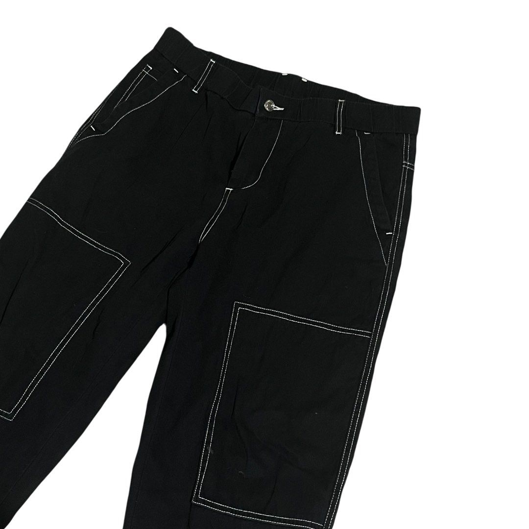 Oxygen Carpenter Double Knee (Category: Jeans) located in Pasay City. Submitted by corethrift (Listing ID 1378992595, Image 3). Description: L -35.5 W -32 Hems-8 This is a pre-loved/thrifted items and may show minor signs of issue due to its vintage nature. Kindly manage expectations. No refunds or exchanges will be accepted. 📍Pasay City DM for inquiries!.