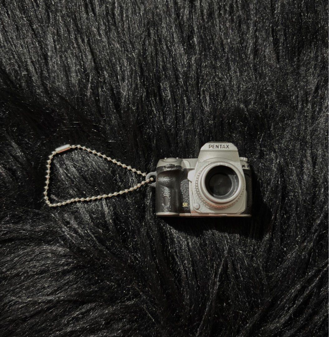 Pentax Miniature Camera Chain (Category: Other Photography Accessories) located in Paranaque City. Submitted by dalle_closet (Listing ID 1381001460, Image 1). Description: Miniature camera.