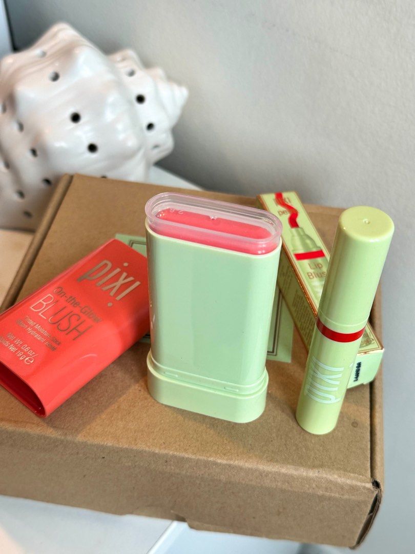 Pixi Beauty Bundle 🤍 w/ original box (Category: Makeup) located in Manila. Submitted by prelovedsoso (Listing ID 1380987659, Image 3). Description: originally PHP 2,080, (negotiable) selling both for 1400 only (70%+ less than purchase price) - only SWATCHED 1x, never worn - comes with all original packaging - pixi on the glow blush in shade : juicy - pixi lip blush / marker in shade : love dm me for more pictures! RFS : more into powder blush & 