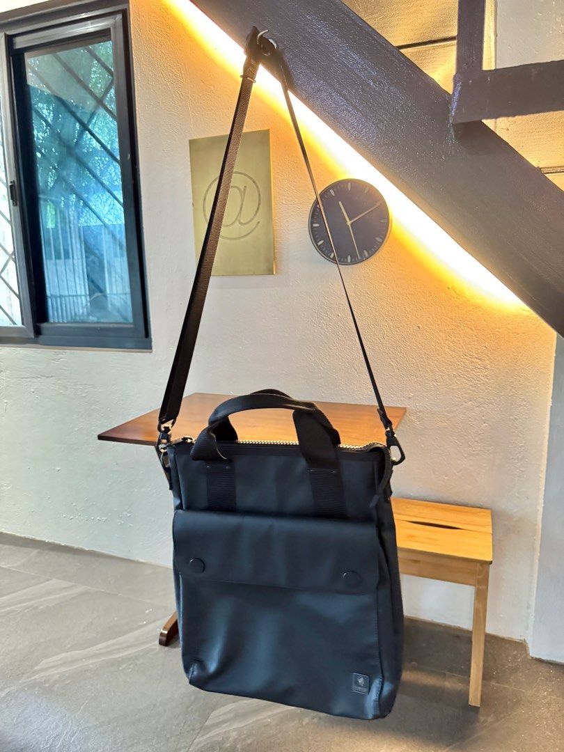 Porter Hardy Mens Bag Black (Category: Sling Bags) located in Bulacan. Submitted by msmayora (Listing ID 1380928991, Image 3). Description: Used twice only and almost brand new. Store price is 13,200..