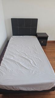 (Category: ) located in . Submitted by likoon (Listing ID 1380980006, Image 1). Description: .