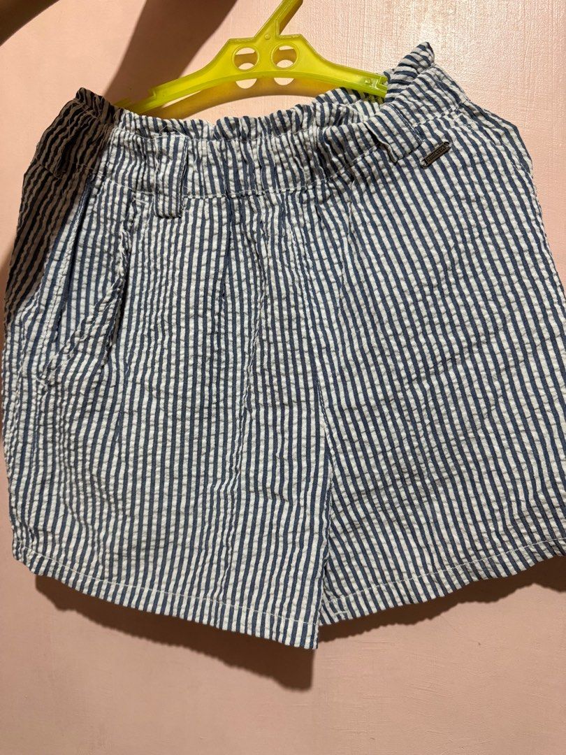 regatta striped shorts (Category: Shorts) located in Guinobatan. Submitted by declutteritems_ (Listing ID 1380924065, Image 1). Description: .