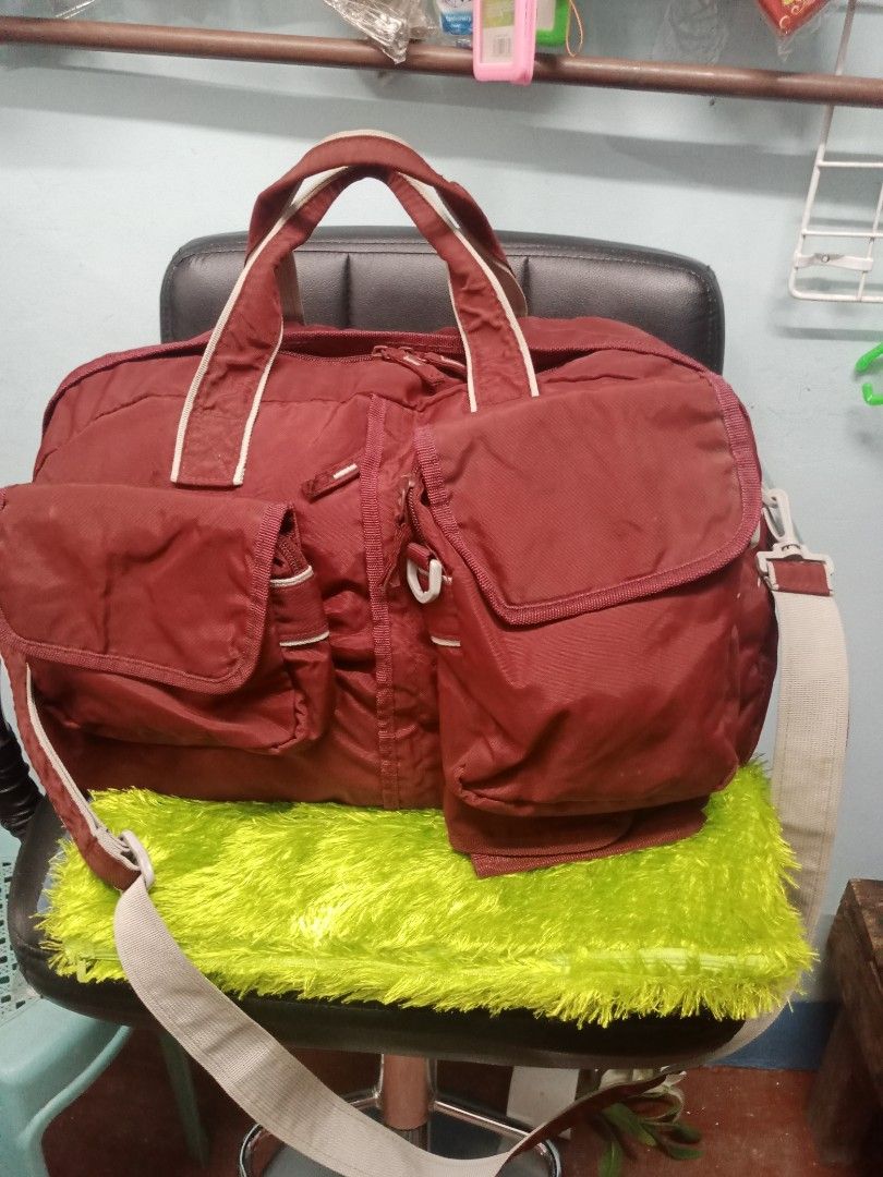 SAMUEL & KEVIN TRAVELING BAG (Category: Sling Bags) located in Taguig. Submitted by leah258 (Listing ID 1380950023, Image 1). Description: SAMUEL & KEVIN TRAVELING BAG Size 15"x7"x10 " inches ✅With 3 removable pocket outside ✅ Available for store pickup ❌No Meetup ✅ Delivery courier J&T or lalamove ✅Mode of payment Gcash 📌loc. 02 Mulawin street New Lower bicutan taguig 👉 Near Cita faderog maternity clinic PAANAKAN.