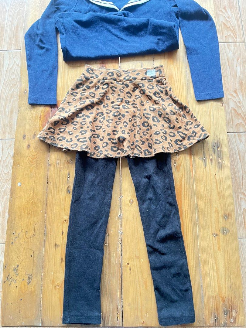 sepasang leging rok dan kaos (Kategori: 4 hingga 7 tahun) berada di Bekasi. Dikirim oleh cocoonline79 (ID iklan 1380990564, Gambar 2). Deskripsi: leging rok bahan bagus kaos tebal tidak ada minus lp 46-66cm pj 67cm atasan sailor ld 37cm pj 45cm bahan kaos tebal no minus .