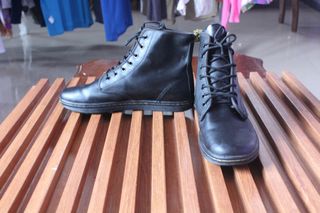 (Kategori: ) berada di . Dikirim oleh hasianpreloved (ID iklan 1381035989, Gambar 1). Deskripsi: .