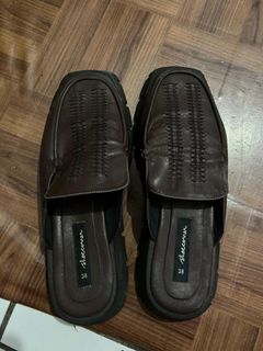 (Kategori: ) berada di . Dikirim oleh decluttermin3 (ID iklan 1381016664, Gambar 1). Deskripsi: .