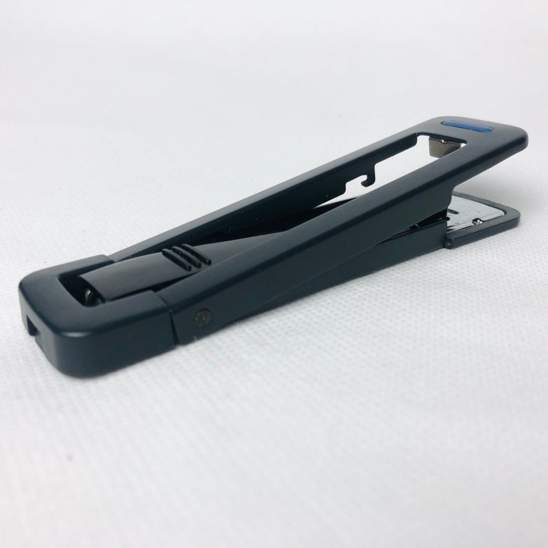 Sleek Portable Ultra Thin Locking Pocket-Sized Uchida Yoko Morphous Hefter Stapler (Category: Stationery & School Supplies) located in Tagaytay City. Submitted by barenwolf (Listing ID 1381053657, Image 3). Description: Hard to find unique Uchida Yoko folding, locking stapler..