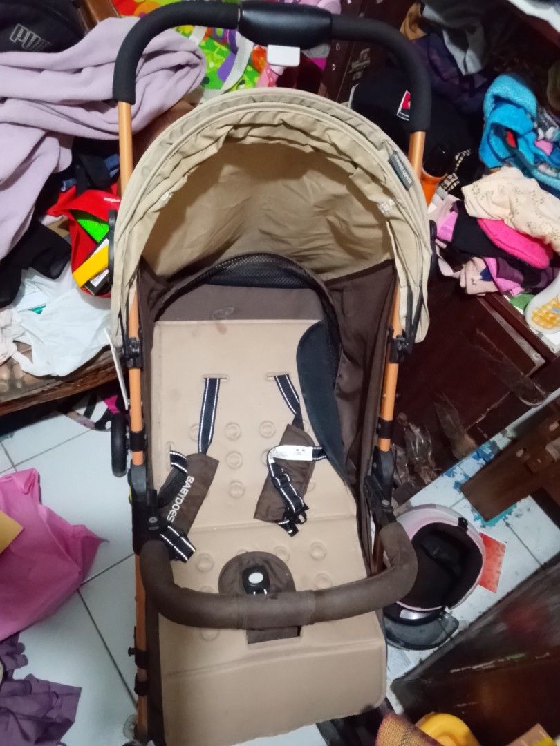 Stroller Baby Does OLLA (Kategori: Kereta, Kursi Goyang & Gendongan Bayi) berada di Jakarta Pusat. Dikirim oleh aghstore (ID iklan 1380934083, Gambar 1). Deskripsi: dijual Stroller Baby Does Olla warna coklat kondisi seperti baru jarang dipakai.