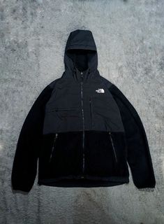 (Kategori: ) berada di . Dikirim oleh tiang_thrift.id (ID iklan 1380973100, Gambar 1). Deskripsi: .