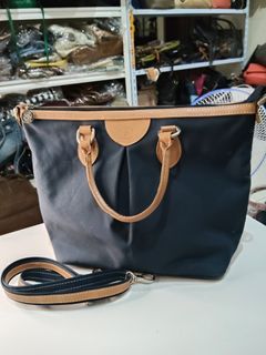 (Kategori: ) berada di . Dikirim oleh galeritas_second (ID iklan 1381062140, Gambar 1). Deskripsi: .