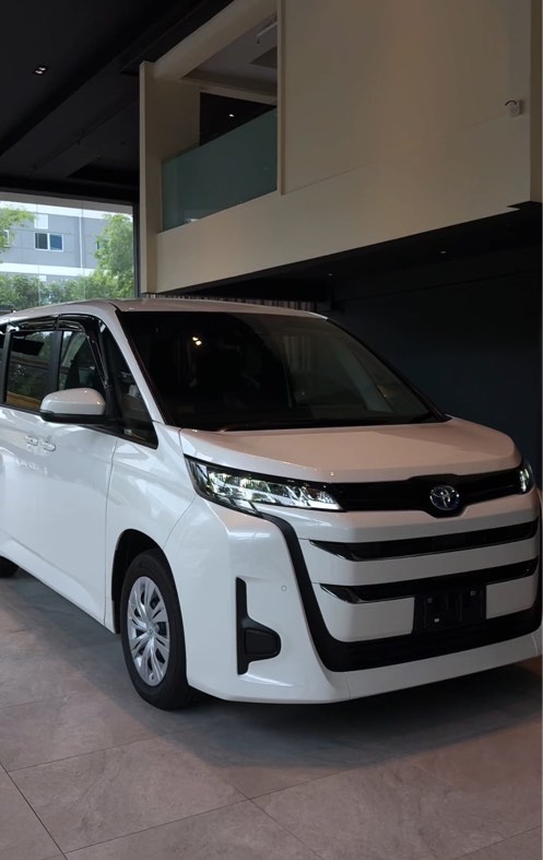 (Category: ) located in . Submitted by keymotorsingapore (Listing ID 1380967738, Image 1). Description: .