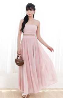 (Category: ) located in . Submitted by lovers_wardrobe (Listing ID 1381005167, Image 1). Description: .