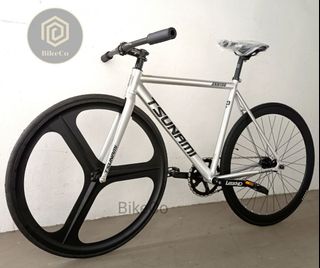(Category: ) located in . Submitted by bikeco (Listing ID 1381048526, Image 1). Description: .