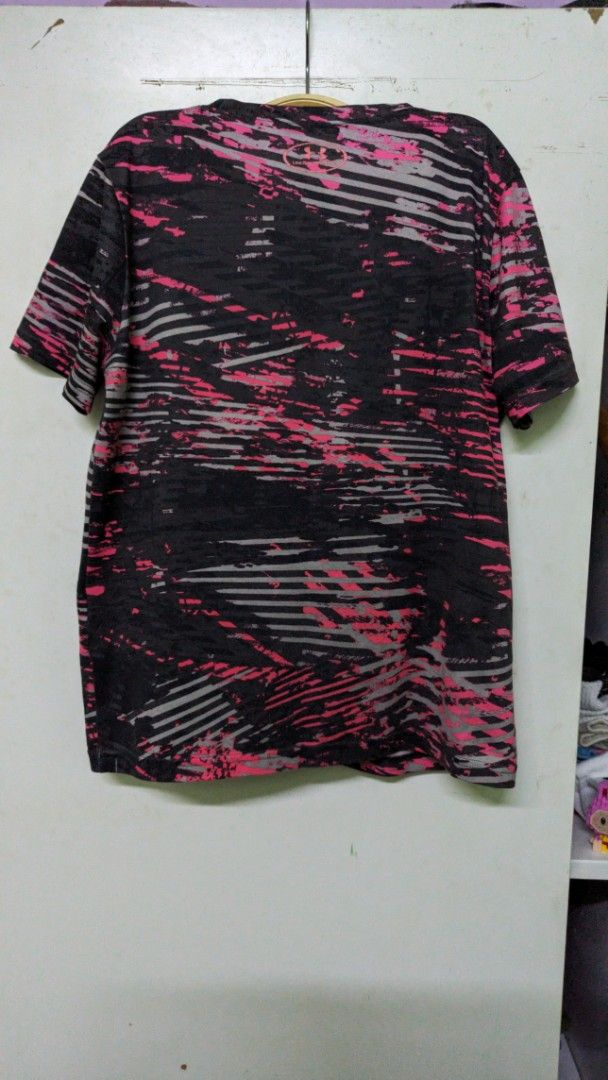 under armour kids jersey (Category: Babies & Kids Fashion) located in Kuang. Submitted by fifi_blurr (Listing ID 1380900414, Image 2). Description: kondisi 8/10 saiz boleh rujuk gambar postage dfod JnT terima kasih ✌️.