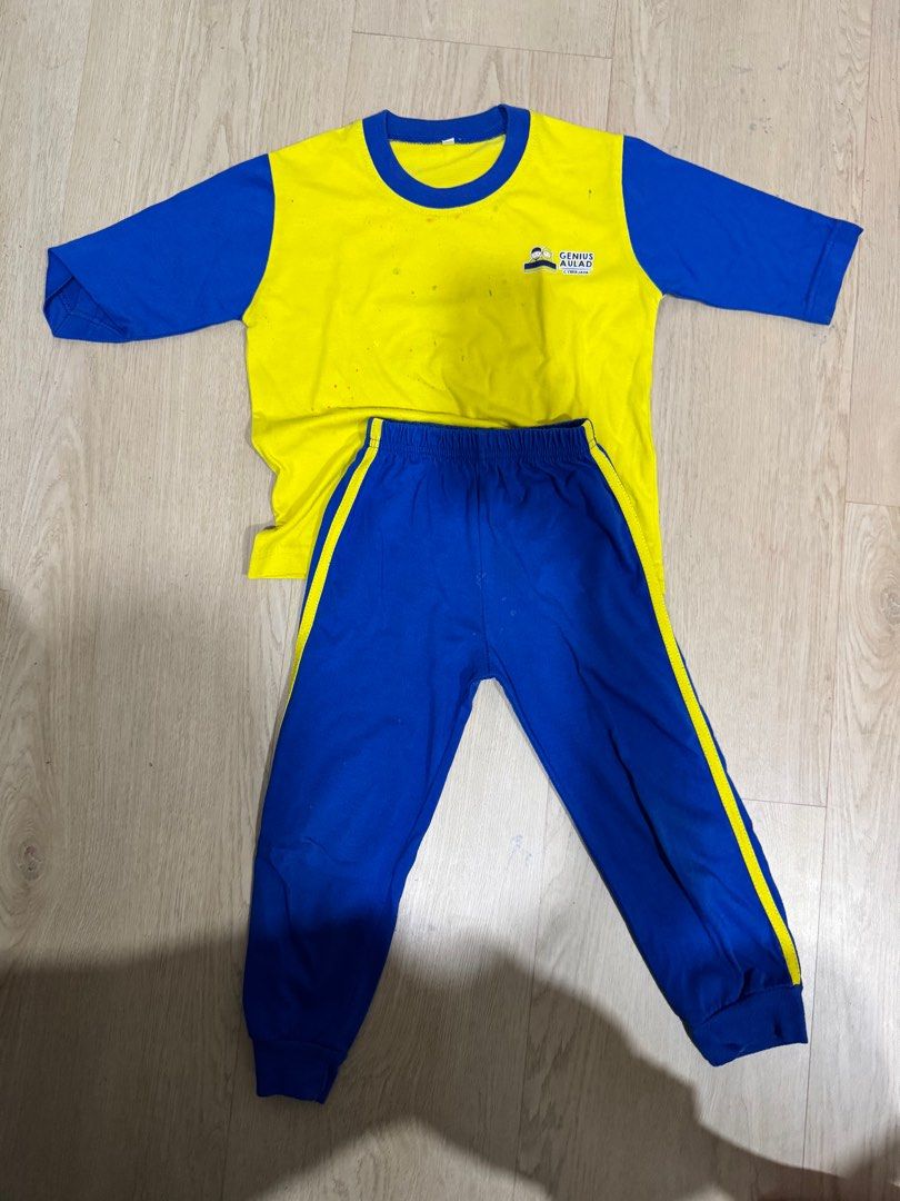 Uniform genius aulad (Category: Babies & Kids Fashion) located in Cyberjaya. Submitted by aisyapreloved (Listing ID 1380969939, Image 1). Description: 1. Genius Aulad sport size XS 2. Genius Aulad sport size S 3. T-shirt size M.