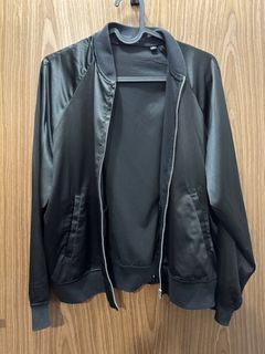 (Category: ) located in . Submitted by declothier (Listing ID 1381030264, Image 1). Description: .