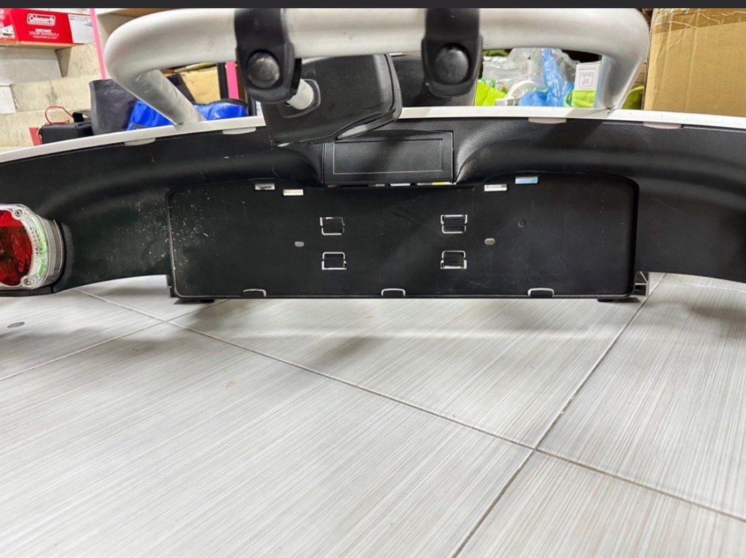 由 gorgeous16888 (刊登 ID 1381084834，圖片 3) 提交，位於 台中市 (Taichung) 的 Volvo 原廠拖車式腳踏車架 (類別：汽機車零配件)，說明：高雄市可自取，二台份歐規13pin腳踏車架，品項新。。