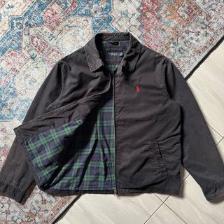 (Kategori: ) berada di . Dikirim oleh vandestcatalog.id (ID iklan 1380948014, Gambar 1). Deskripsi: .