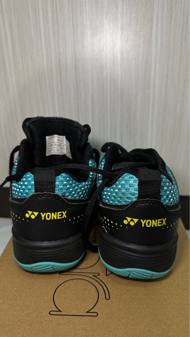 Yonex sepatu badminton (Kategori: 4 hingga 7 tahun) berada di Jakarta Utara. Dikirim oleh spinagain.store (ID iklan 1381042999, Gambar 3). Deskripsi: Sepatu badminton anak yonex mulus banget jarang dipake masih mulus pake banget .