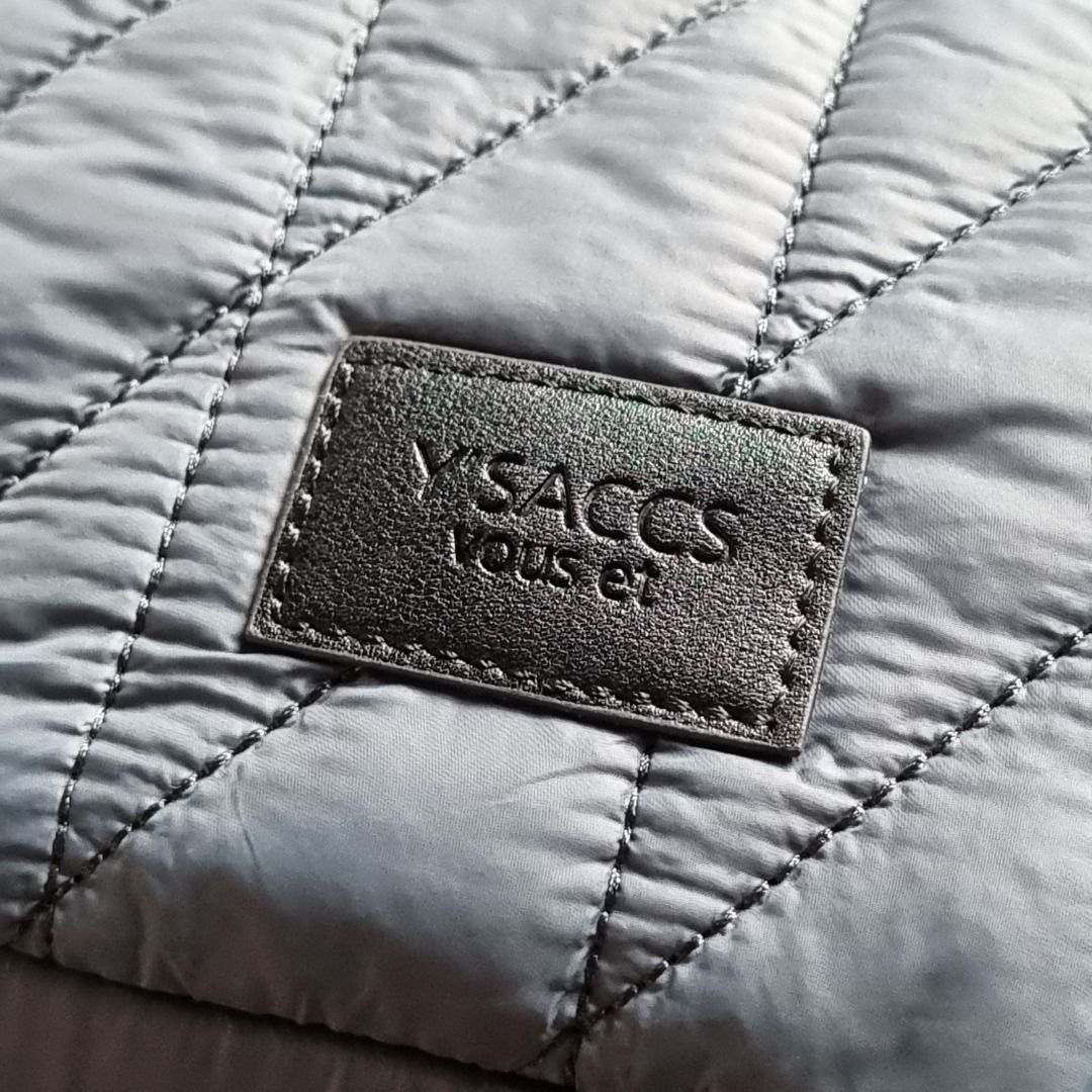 Y'saccs Vous Et Quilted Tote Bag (Category: Shoulder Bags) located in Paranaque City. Submitted by jerome_marco (Listing ID 1381071601, Image 3). Description: PRICE: : 1k GCASH, BPI or BDO online banking payment ONLY. J&T / Grab / Lalamove (c/o buyer) Pass po sa COD.