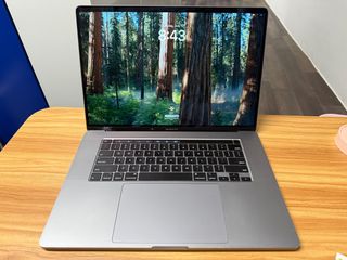 高質Macbook 2015-2025 Collection item 2