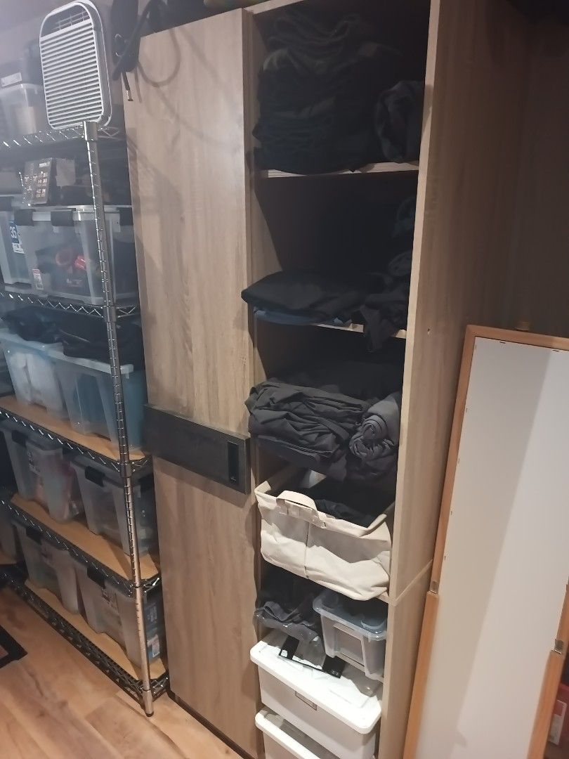 由 s505077500 (刊登 ID 1381212986，圖片 1) 提交，位於 高雄市 (Kaohsiung) 的 衣櫃 (類別：書櫃、櫃子)，說明：。