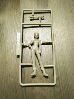 （分類：）位於 。 由 modelren 提交（商品編號 1381109272，圖片 1）。簡介： 。