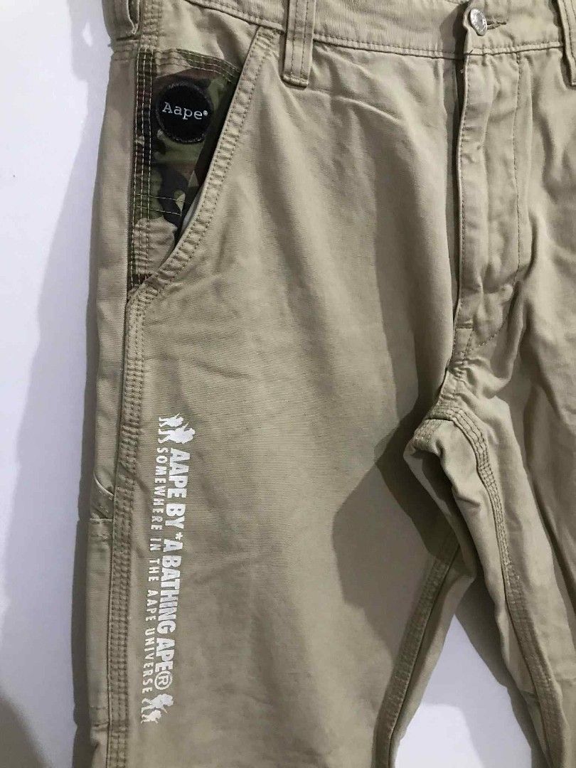 A Bathing Ape Carpenter Pants (Category: Jeans) located in Cavite. Submitted by aldrindela40142 (Listing ID 1381135428, Image 3). Description: A Bathing Ape Carpenter Pants Size 30-31 see last pic for minimal issue P1,500 Freeshipping Loc Cavite.