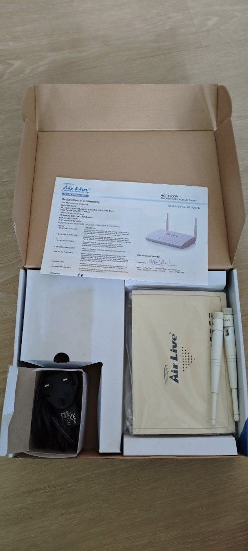 Air Live 1200Mbps 802.11AC AP Router63223291448705111