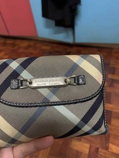 (Category: ) located in . Submitted by denisegoesshopping (Listing ID 1381206632, Image 1). Description: .