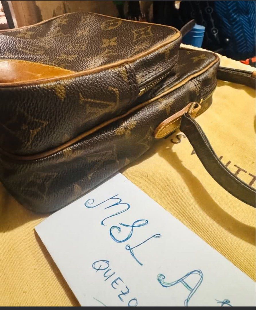 Authentic LOUIS VUITTON LV Amazon Bag Crossbody Messenger (Category: Luxury Bags & Wallets) located in Quezon City. Submitted by hpygoods (Listing ID 1381177276, Image 3). Description: FS: Authentic LV Amazon - ₱14k fixed Date Code: TH1907 ✅ Rank AB ✅ Please inspect pictures thoroughly. No major issues, no bakbak, no lagkit inside. ✅ Canvass in good condition - vibrant pa sya ✅ Conditioned Regulary Inclusions: Bag and Dustbag only Bought from Tre