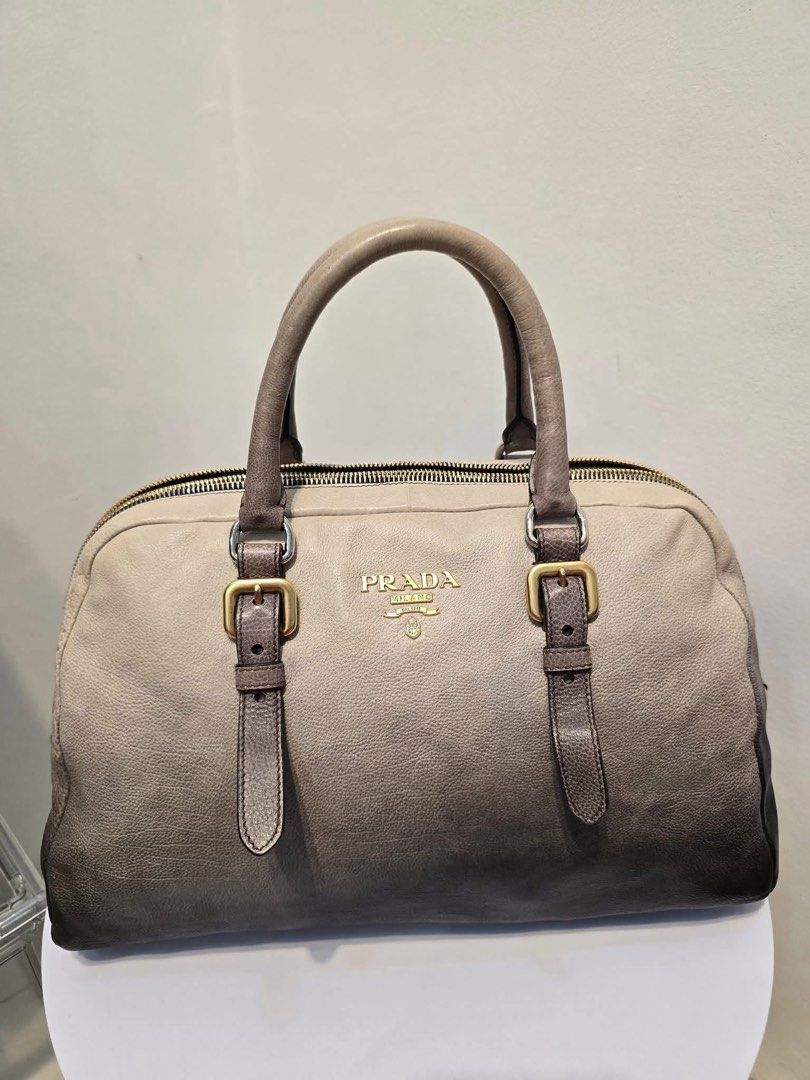 Authentic Prada Ombre Glace Zippers Bowler Bag (Category: Luxury Bags & Wallets) located in Quezon City. Submitted by jhaediah (Listing ID 1381160998, Image 1). Description: - Authentic 💯 - Pra_da Ombre Glace Zippers Bowler Bag - Medium size .