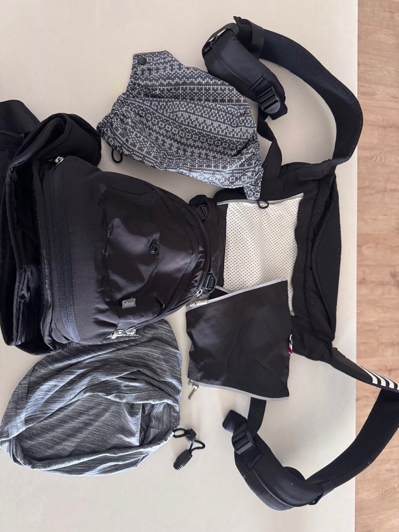 Bebamour Baby Hipseat Carrier (Category: Carriers & Slings) located in Singapore. Submitted by nabnazcloset (Listing ID 1381167374, Image 2). Description: Self collect Jurong West St 65.