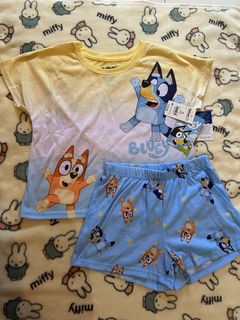 (Category: ) located in . Submitted by mom_branded_collection (Listing ID 1381127302, Image 1). Description: .