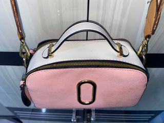 (Kategori: ) berada di . Dikirim oleh storeoflestari (ID iklan 1381188764, Gambar 1). Deskripsi: .