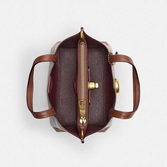 Coach Min Tote Limited Peanut (Category: Luxury Bags & Wallets) located in Apalit. Submitted by shopforbrands1 (Listing ID 1381206156, Image 2). Description: .