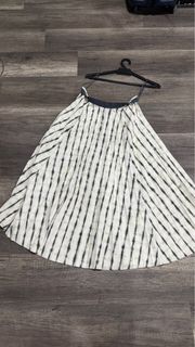 (Category: ) located in . Submitted by reemsclosetfinds (Listing ID 1381173456, Image 1). Description: .