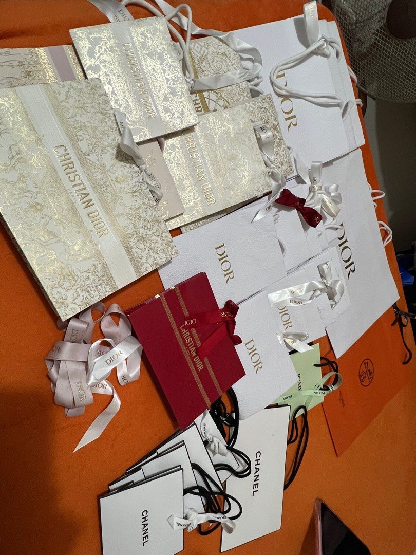 DIOR CHANEL PAPERBAG (Category: Luxury Bags & Wallets) located in Las Pinas. Submitted by gmonteros (Listing ID 1381170141, Image 2). Description: .