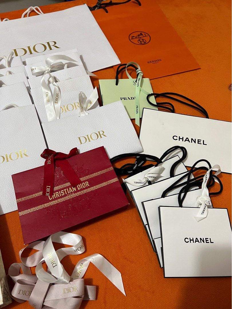 DIOR CHANEL PAPERBAG (Category: Luxury Bags & Wallets) located in Las Pinas. Submitted by gmonteros (Listing ID 1381170141, Image 3). Description: .