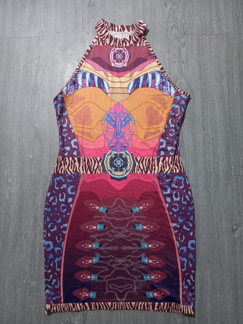 EGYPT PRINT DRESS (Category: Dresses) located in Quezon City. Submitted by eyebeee (Listing ID 1381207133, Image 1). Description: Medium lakas maka sexy not used natambak lang di kasya saken.