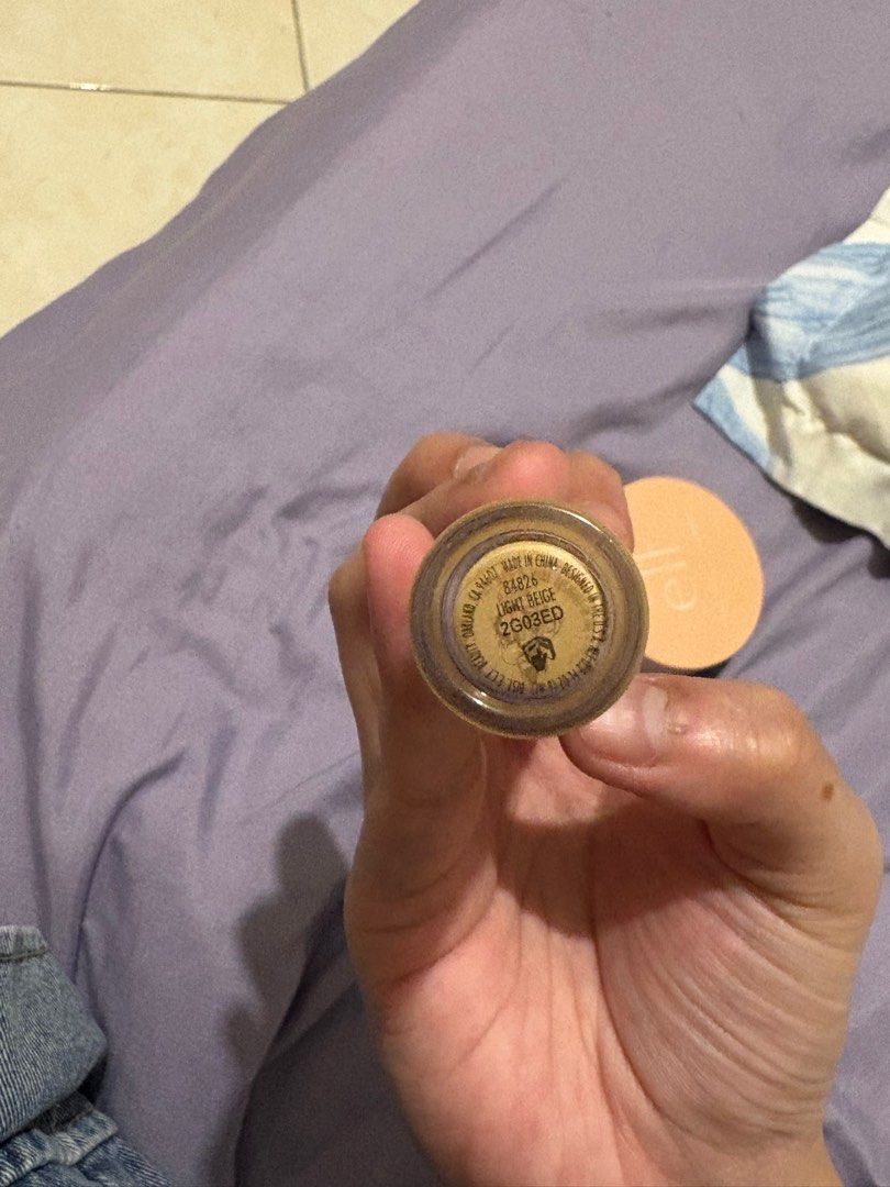 Elf Loose Powder and Concealer (Category: Makeup) located in Manila. Submitted by cysquaredd (Listing ID 1381259341, Image 3). Description: Take both for 500. Never been used. (not my shade) Shades are in the photos Loc: Mandaluyong Edsa Shaw Pm here or on ig @rencyzhe .