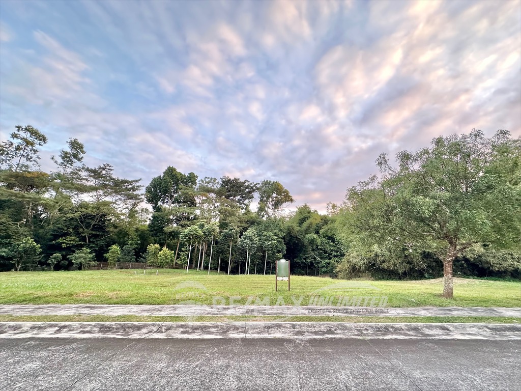 (Category: ) located in . Submitted by ayalaproperty.broker (Listing ID 1381148519, Image 1). Description: .