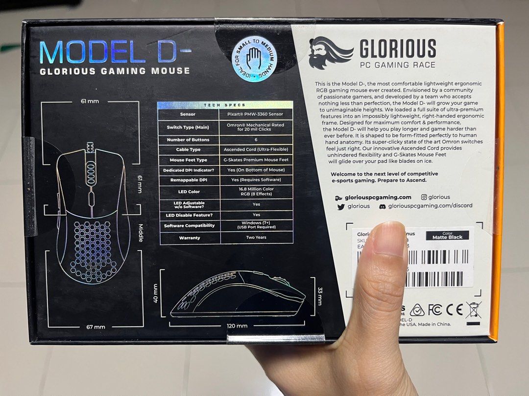 Glorious Model D Minus Gaming Mouse (Black/White)63223292370306113